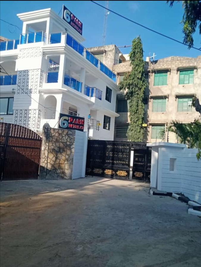 6 Park Retreat Hotel Mombasa Exterior photo