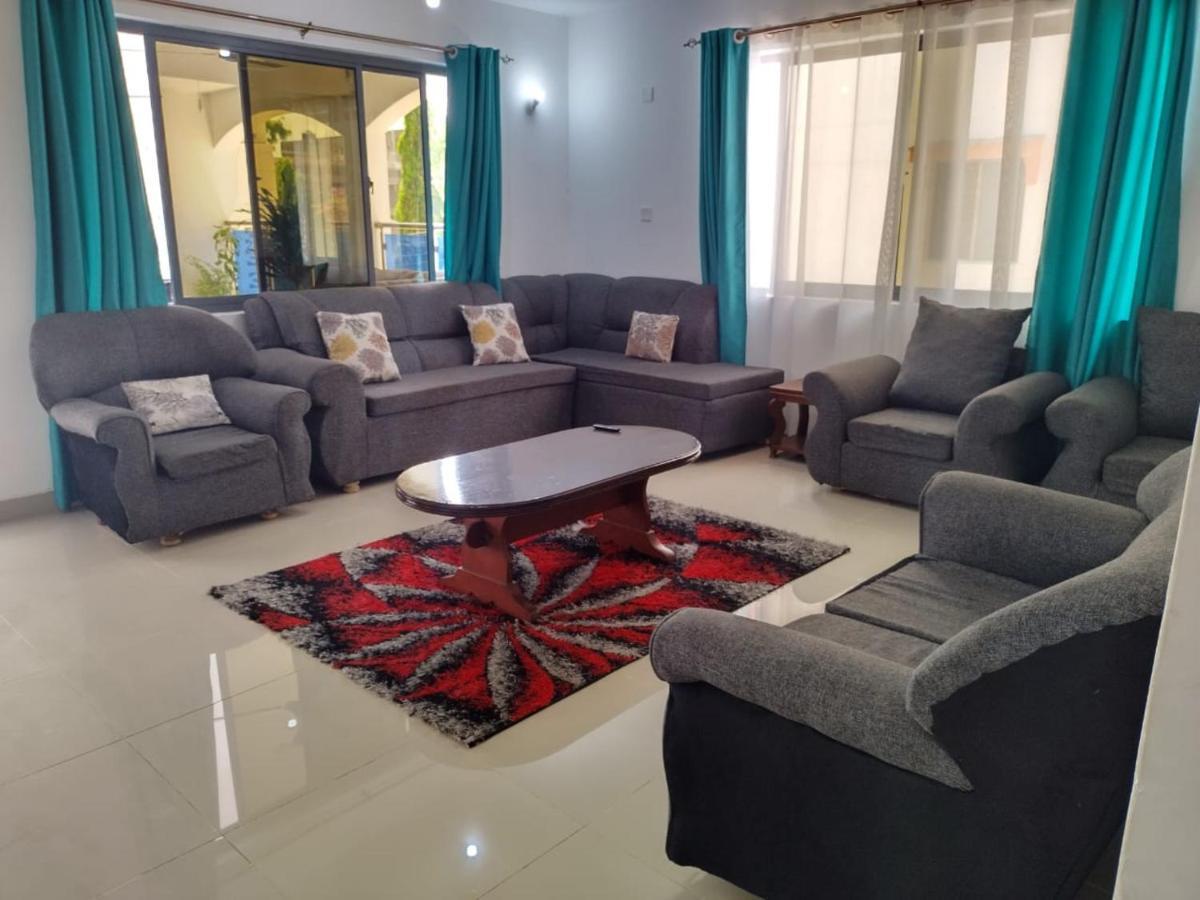 6 Park Retreat Hotel Mombasa Exterior photo